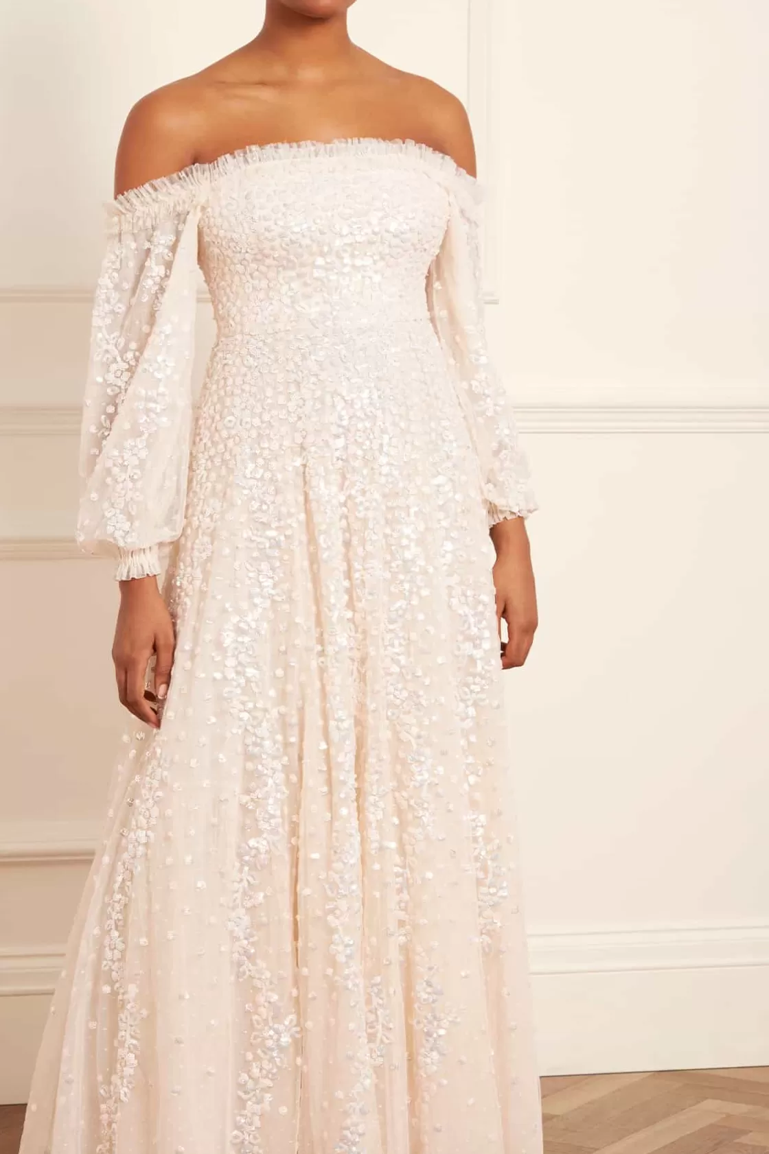 Needle & Thread Strona Ślubna | Ozdobne Sukienki-Confetti Gloss Off-Shoulder Gown Champagne