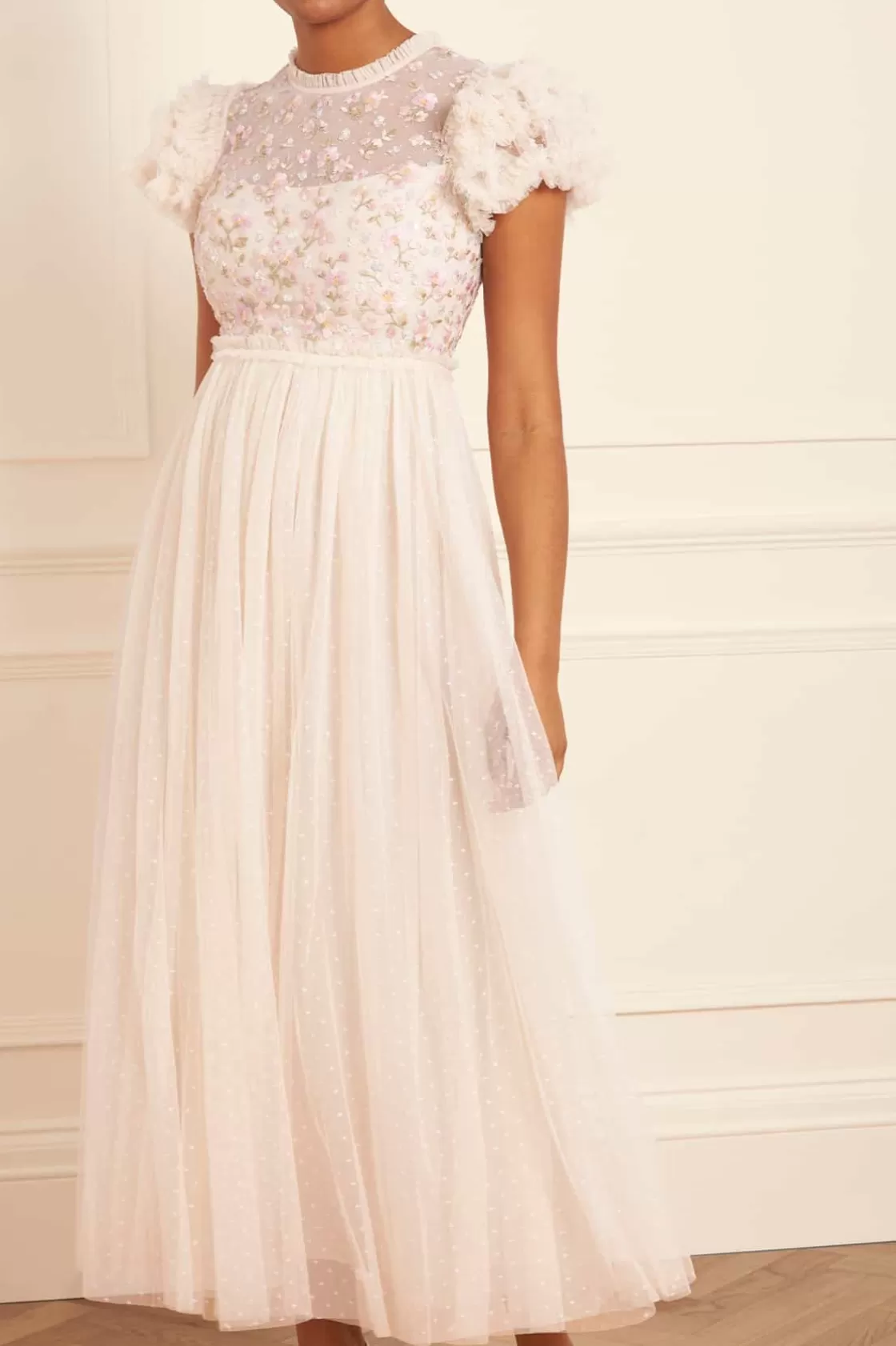 Needle & Thread Bridesmaid | Strona Ślubna-Dahlia Ditsy Bodice Round Neck Ankle Gown Champagne