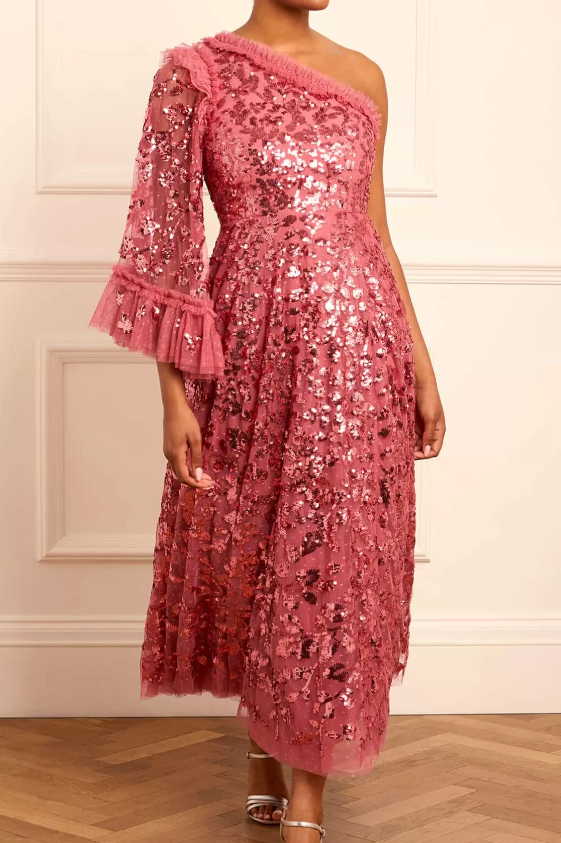 Needle & Thread Plus Size | Suknie Wieczorowe-Falling Leaves One-Shoulder Ankle Gown Pink