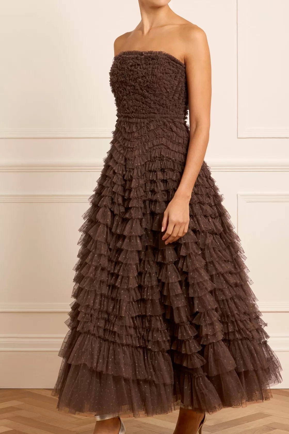 Needle & Thread Suknie Wieczorowe | Odpowiedzialnie Pozyskiwane-Hattie Ruffle Strapless Ankle Gown Brown