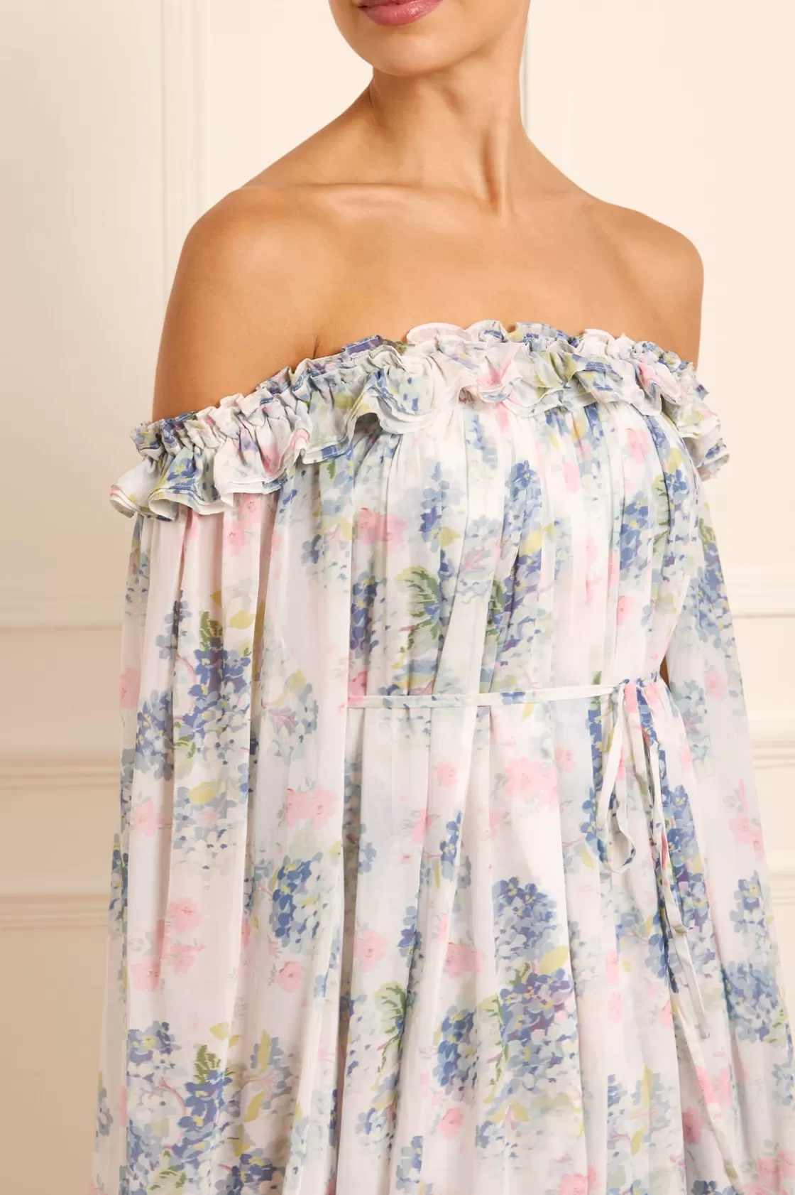 Needle & Thread Plus Size | Sukienki Dzienne-Hydrangea Chiffon Off-Shoulder Ankle Gown Multi