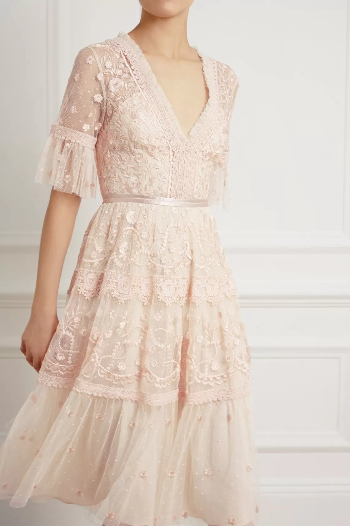 Needle & Thread Bridesmaid | Mamusia I Ja-Midsummer Lace Dress Champagne