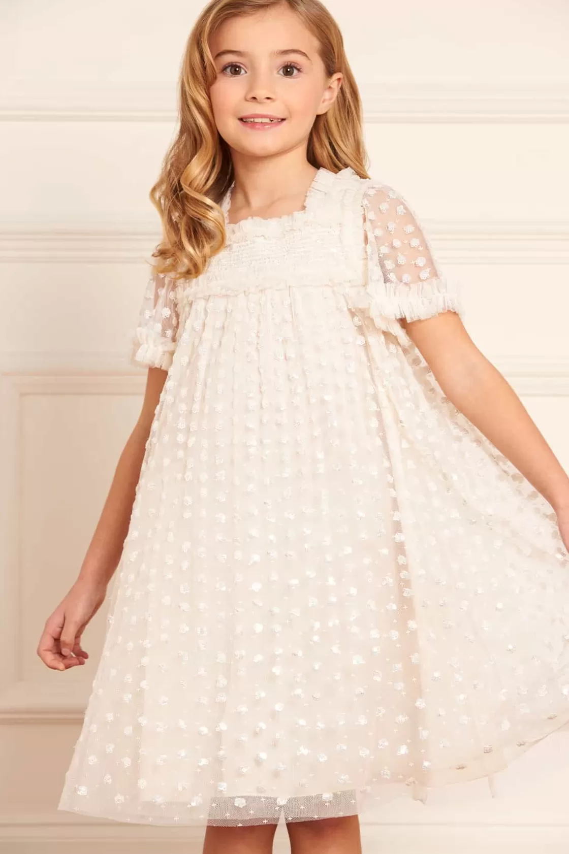 Needle & Thread Dziewczyna Z Kwiatami | Dziewczyna Z Kwiatami-Raindrop Smocked Kids Dress Champagne