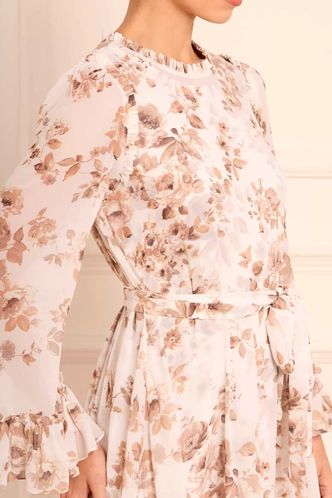 Needle & Thread Gość Weselny | Plus Size-Vintage Rose Chiffon Round Neck Ankle Gown Multi